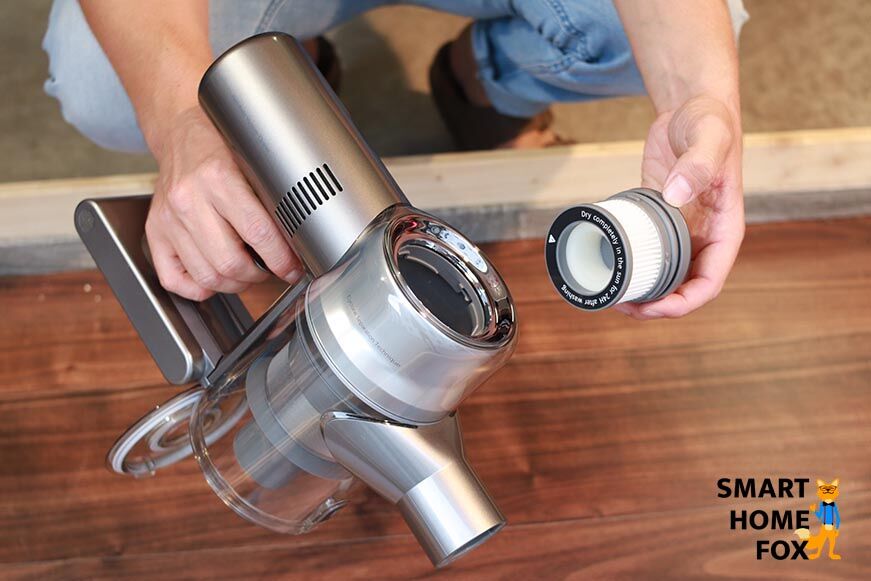 Ausbau des HEPA-Filters beim Dreame V11